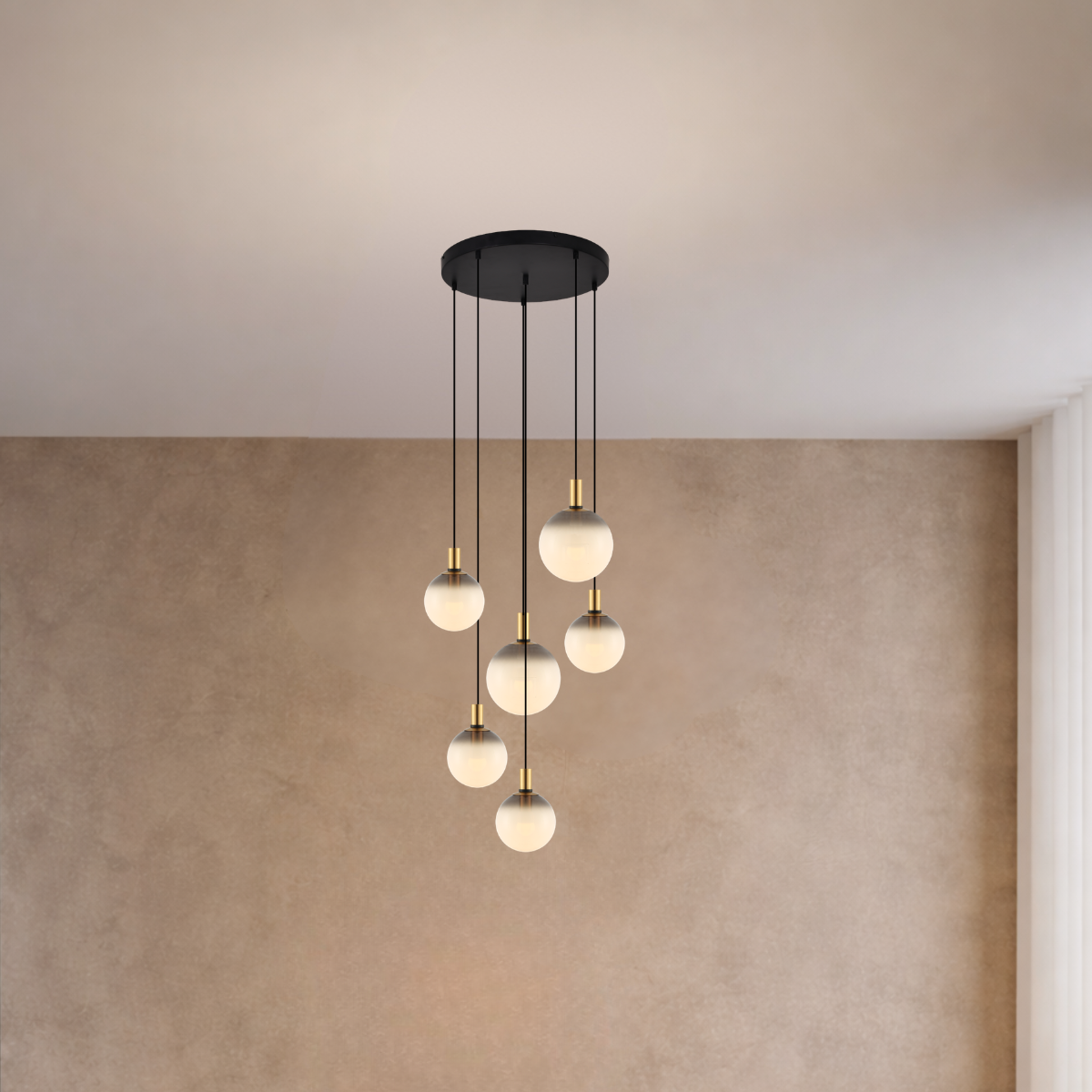 NUA Pendelleuchte, Ø 75 cm, Mattschwarz/gold, Metall, Glas