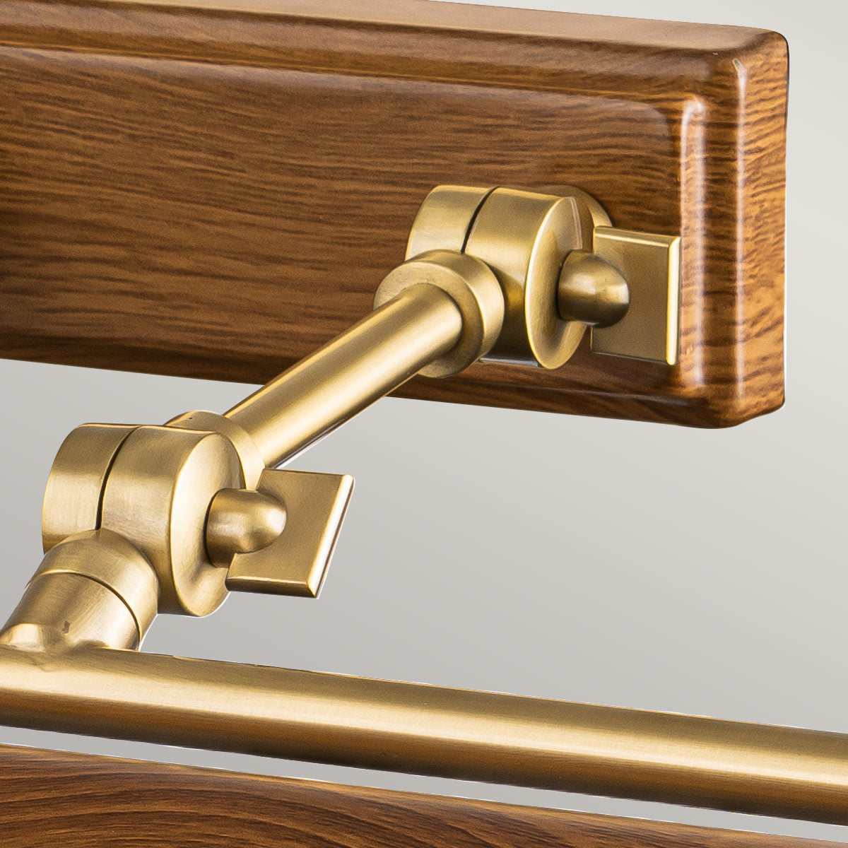 Elstead Winchfield Wandleuchte Messing – Detailansicht 2