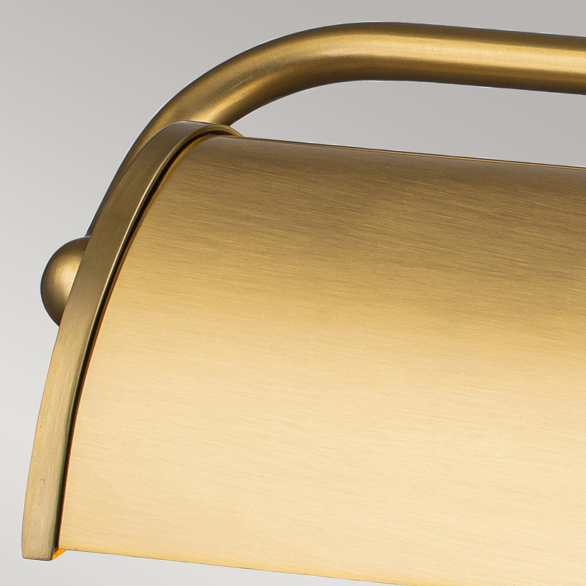 Elstead Winchfield Wandleuchte Messing – Wohnambiente