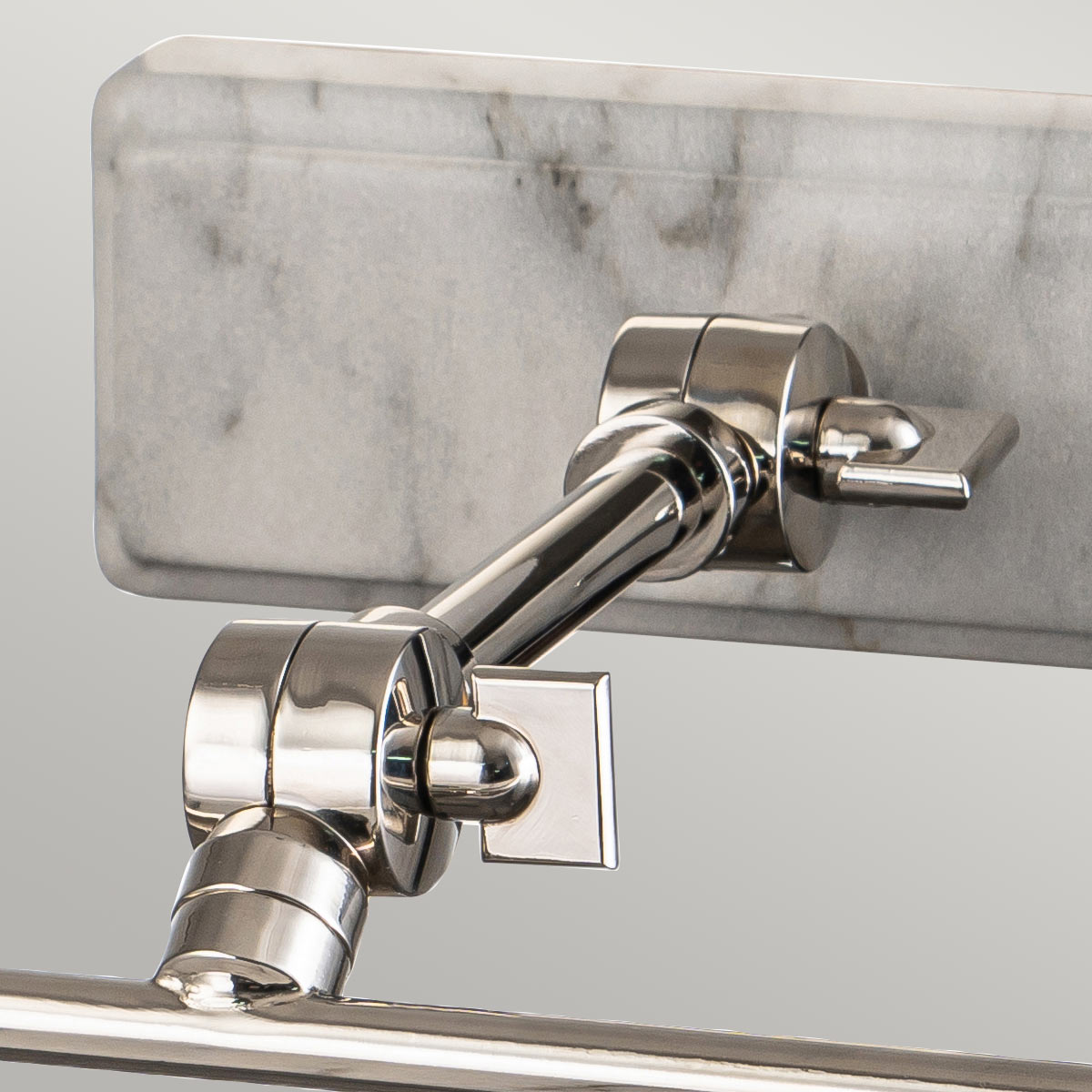 Elstead Winchfield Wandleuchte Nickel, Weiß – Detailansicht
