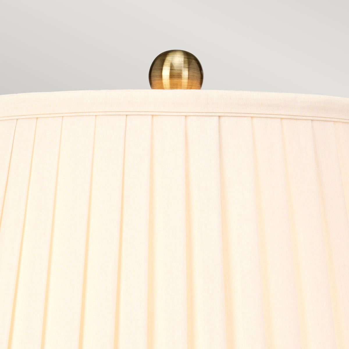 Elstead Arum Tischlampe Messing – Detailansicht