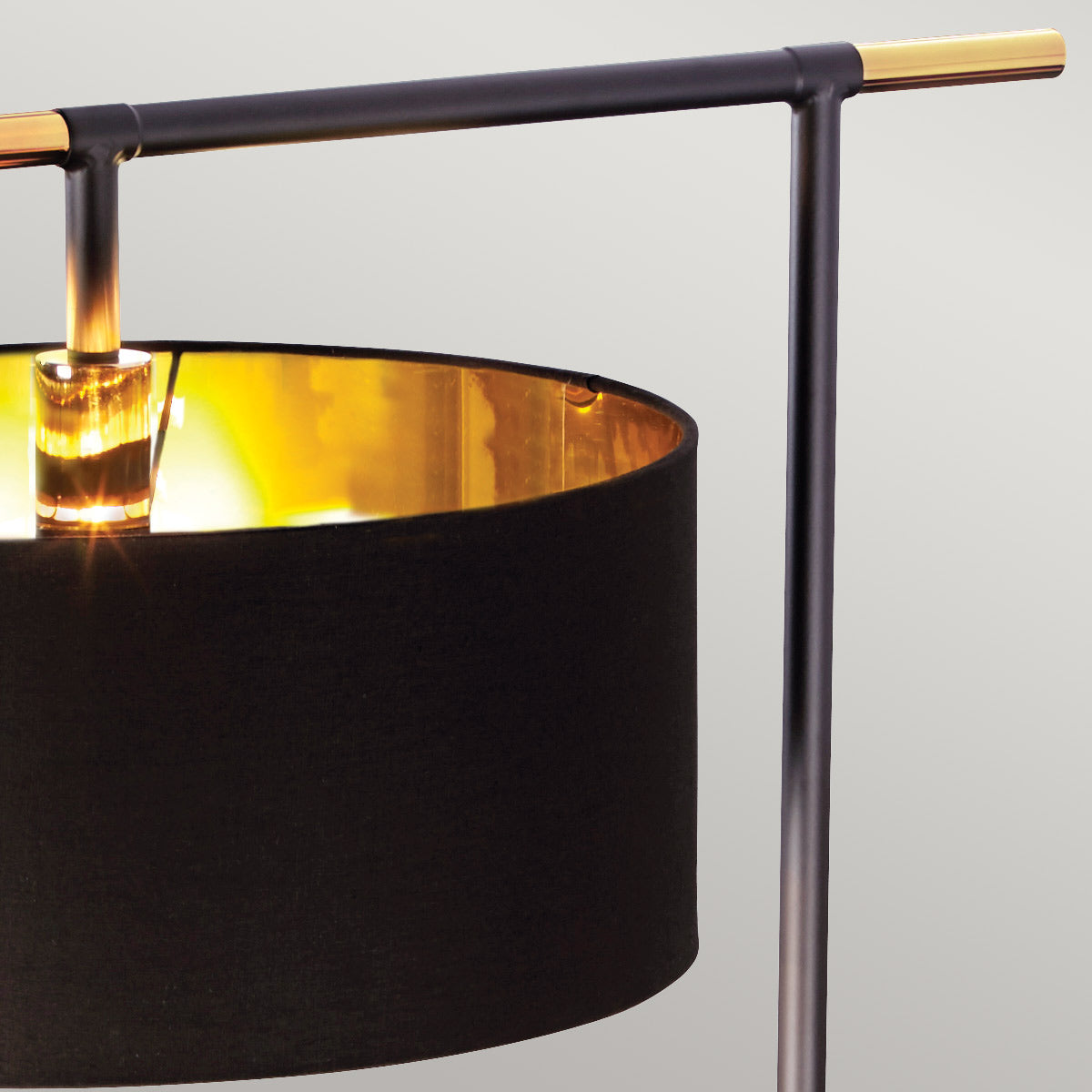 Elstead Balance Stehleuchte Schwarz, Messing – Detailansicht