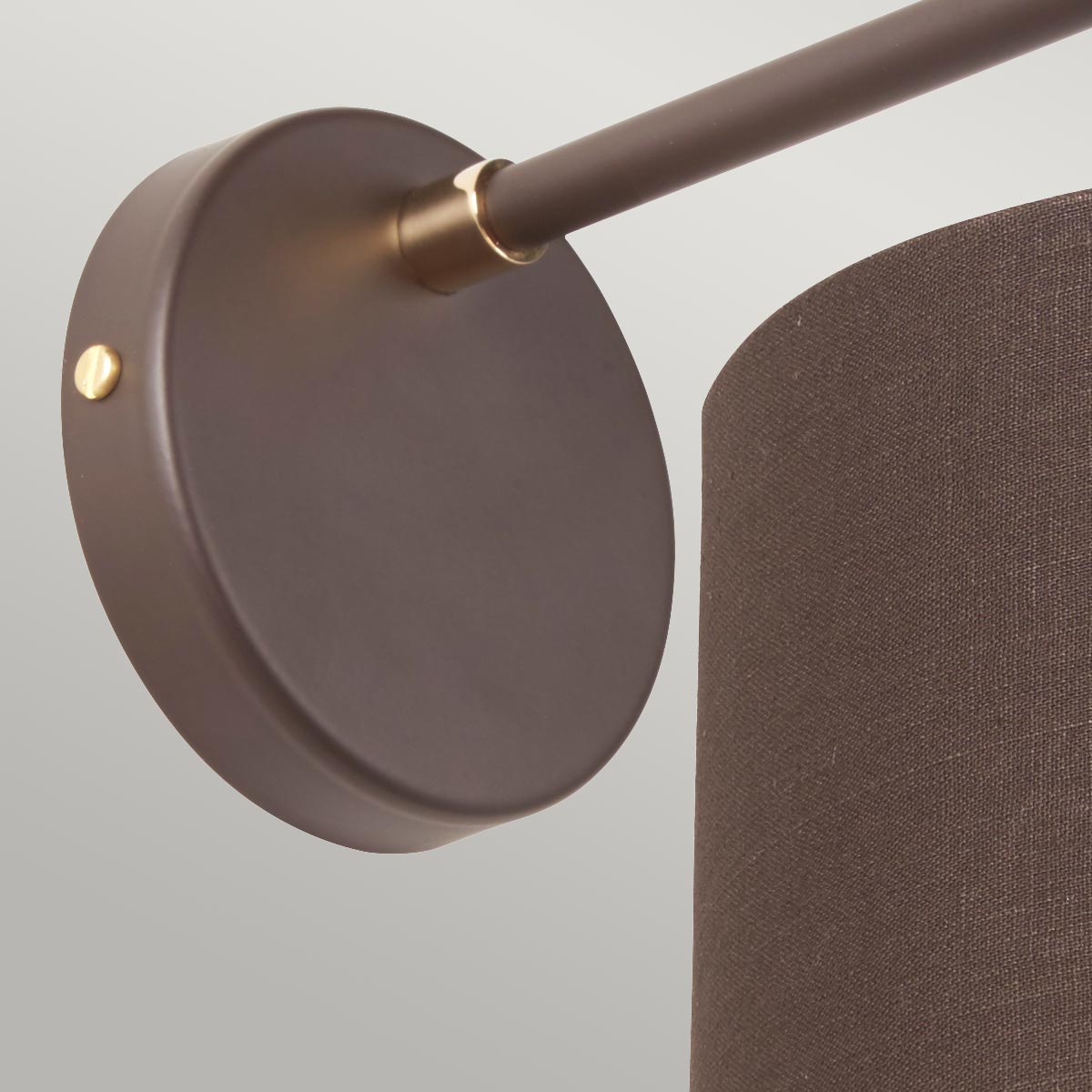 Elstead Balance Wandleuchte Braun, Messing – Detailansicht