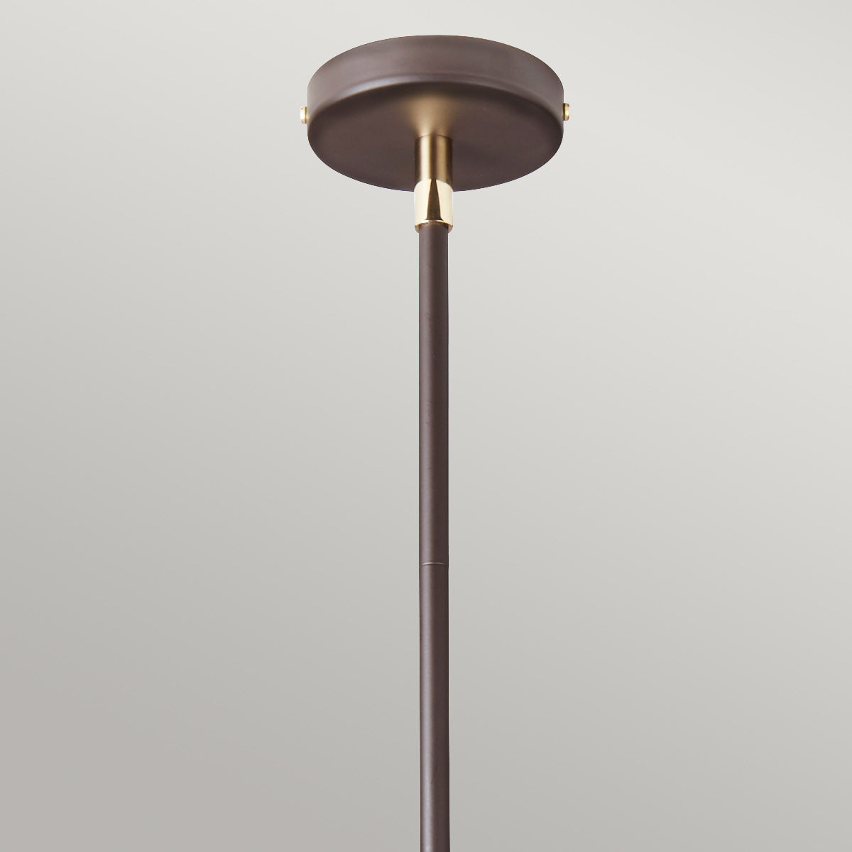 Elstead Balance Kronleuchter Braun, Messing – Detailansicht