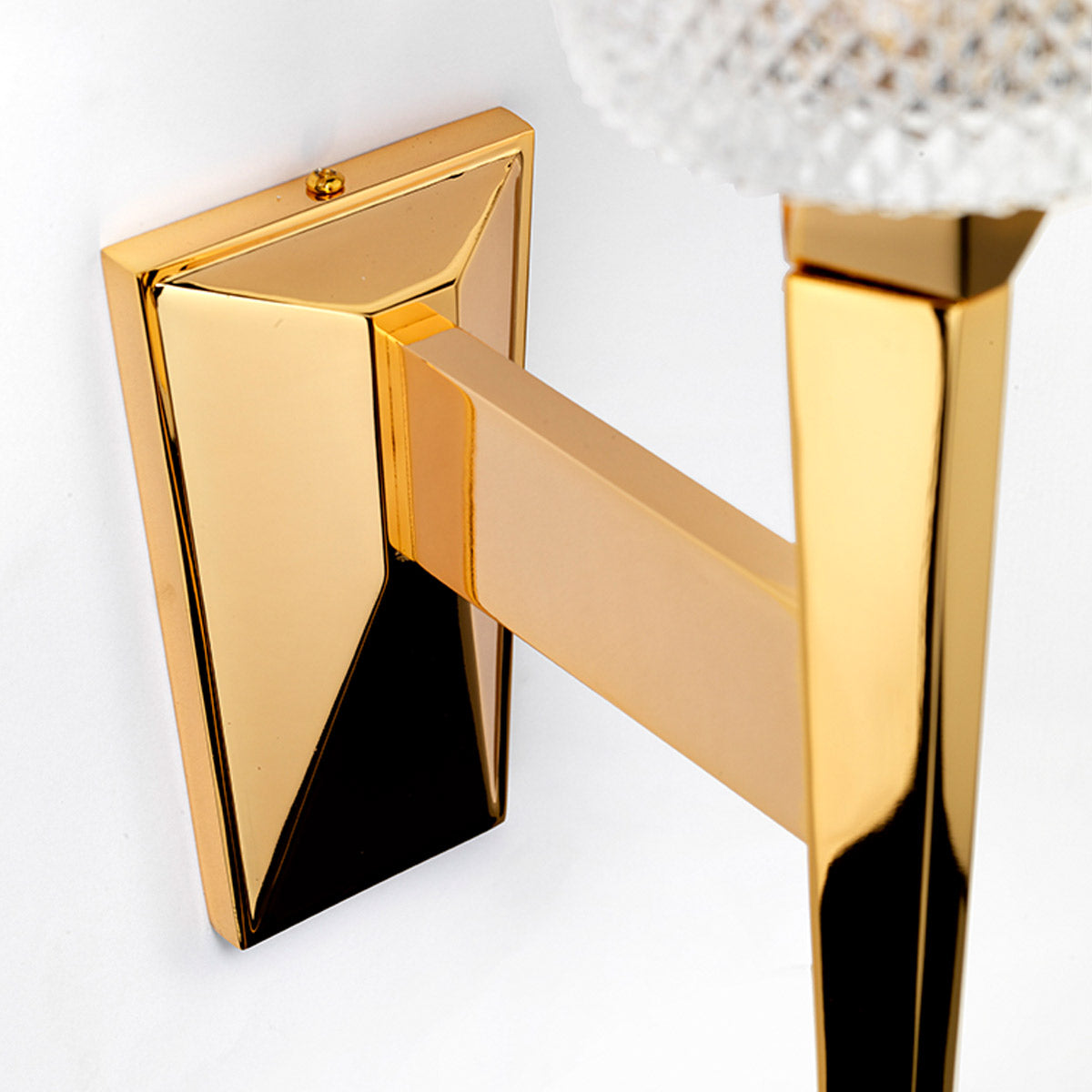 Elstead Verity Wandleuchte Gold – Wohnambiente