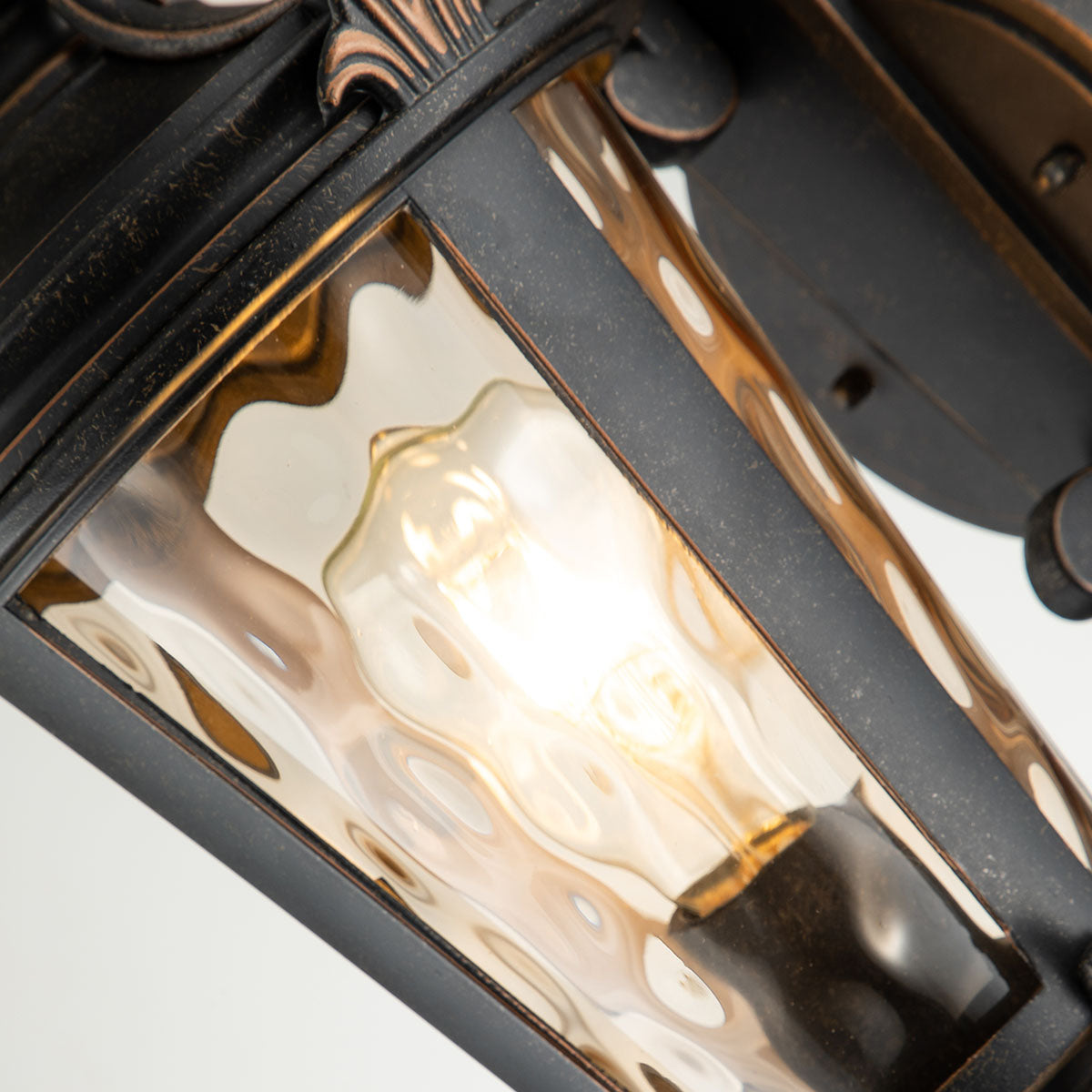 Elstead Baltimore Außenleuchte Bronze – Detailansicht