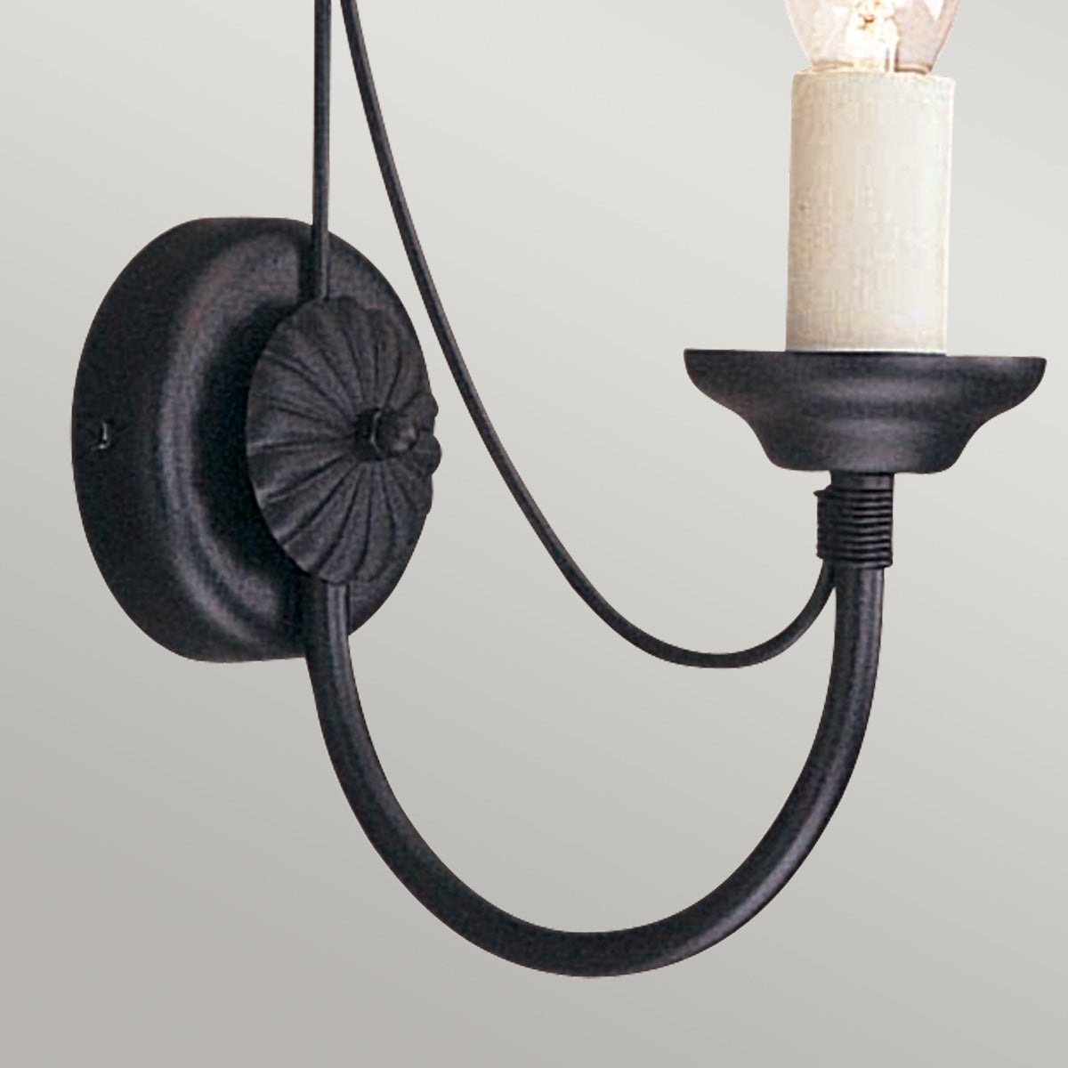 Elstead Carisbrooke Wandleuchte Schwarz – Wohnambiente