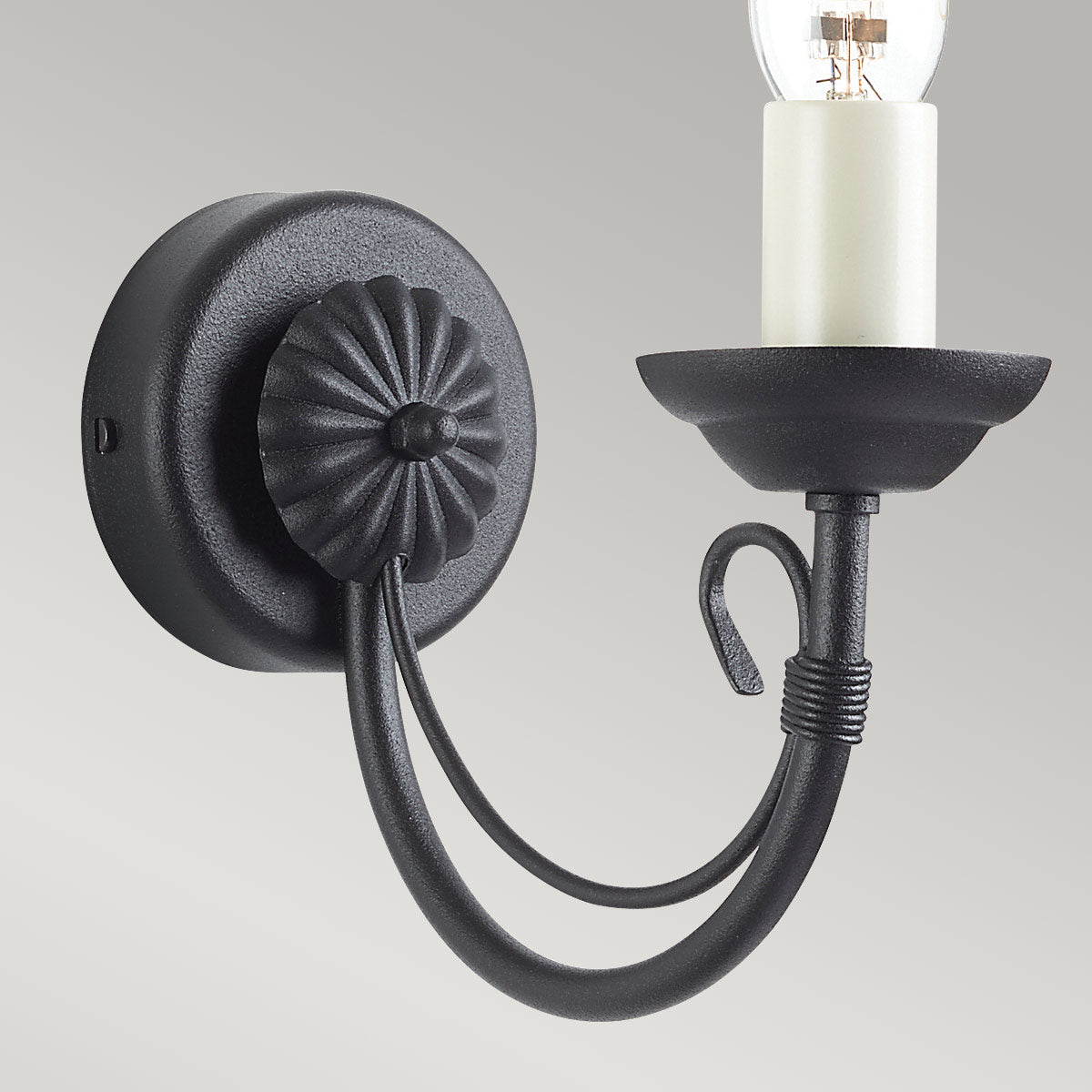 Elstead Chartwell Wandleuchte Schwarz – Detailansicht