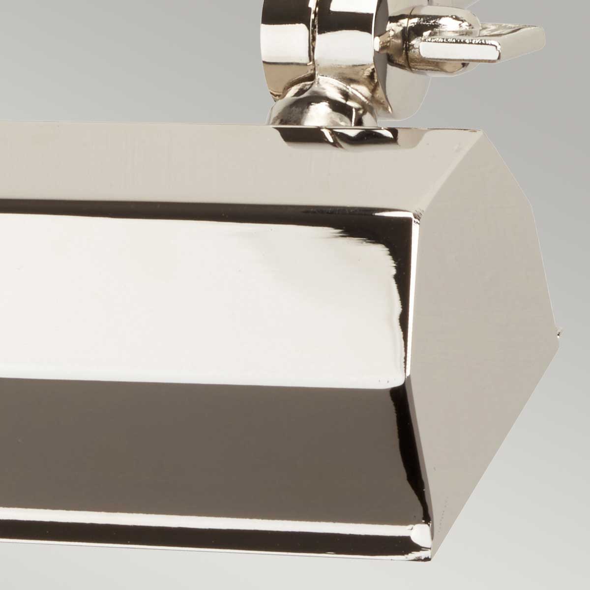 Elstead Chawton Wandleuchte Nickel – Detailansicht