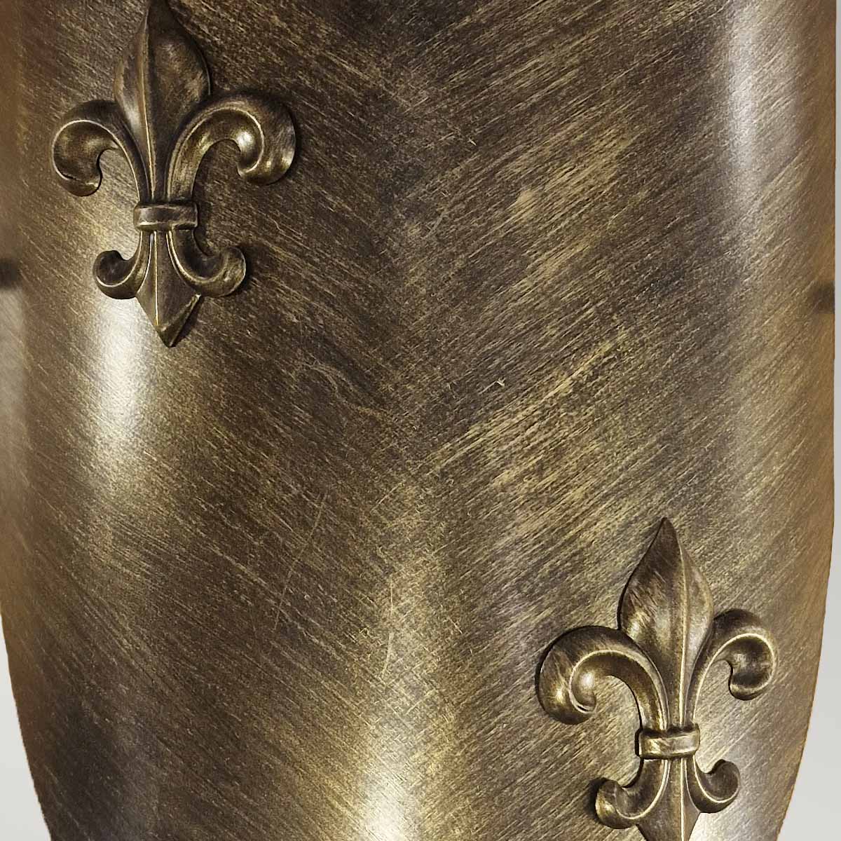 Elstead Crusader Wandleuchte Bronze – Detailansicht