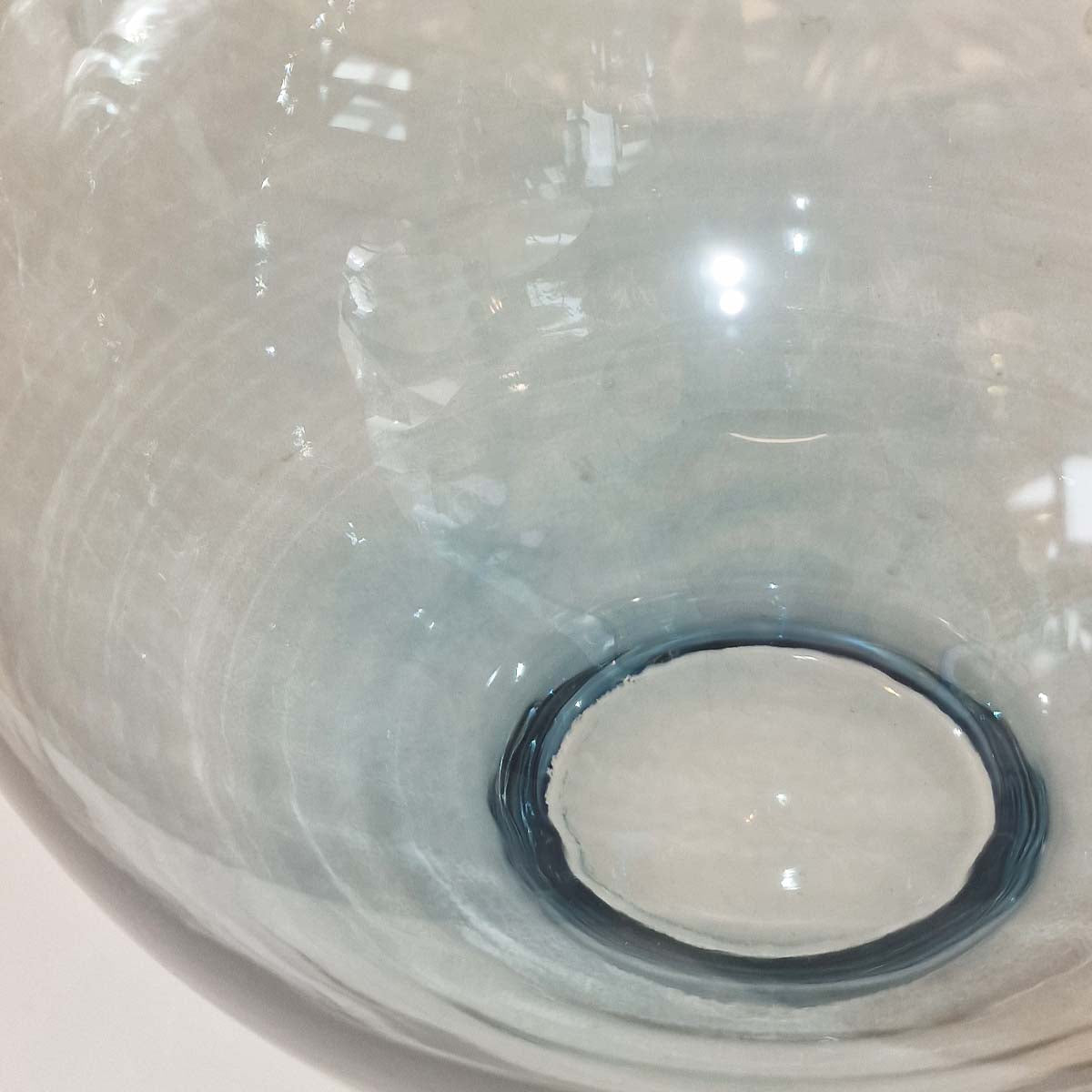 Elstead Kara Tischlampe Nickel, Blau – Detailansicht
