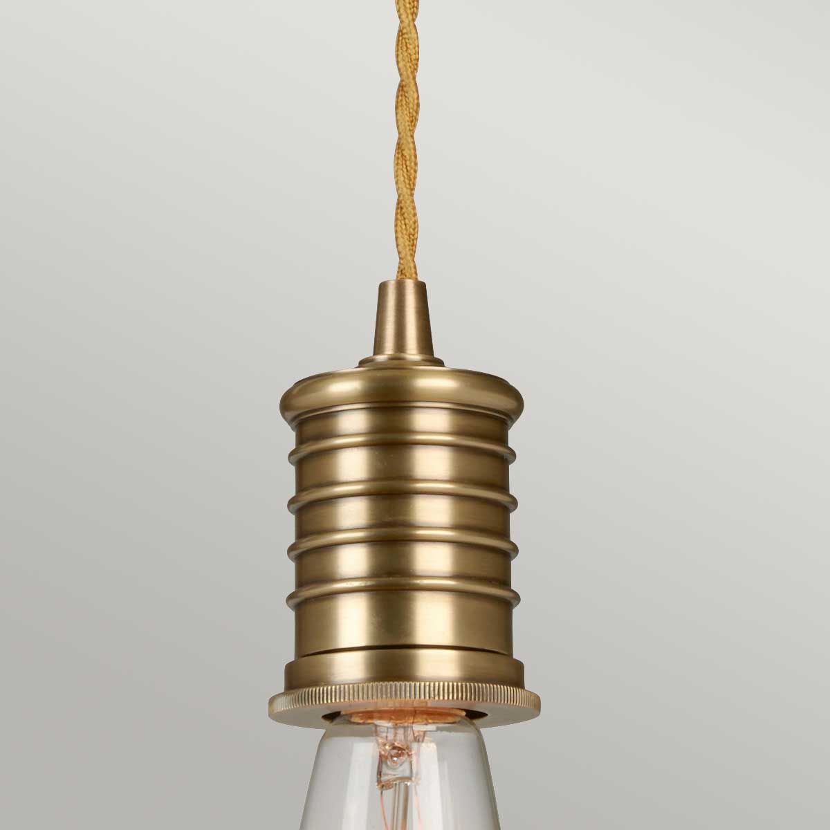 Elstead Douille Pendelleuchte Messing – Detailansicht