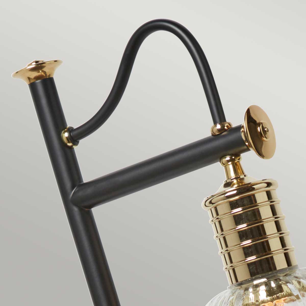 Elstead Douille Tischlampe Schwarz, Messing – Wohnambiente