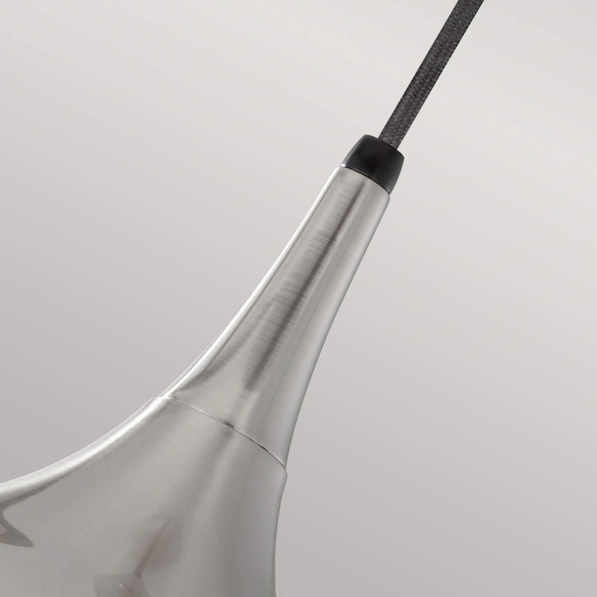 Feiss Beso Pendelleuchte Brushed Steel – Detailansicht
