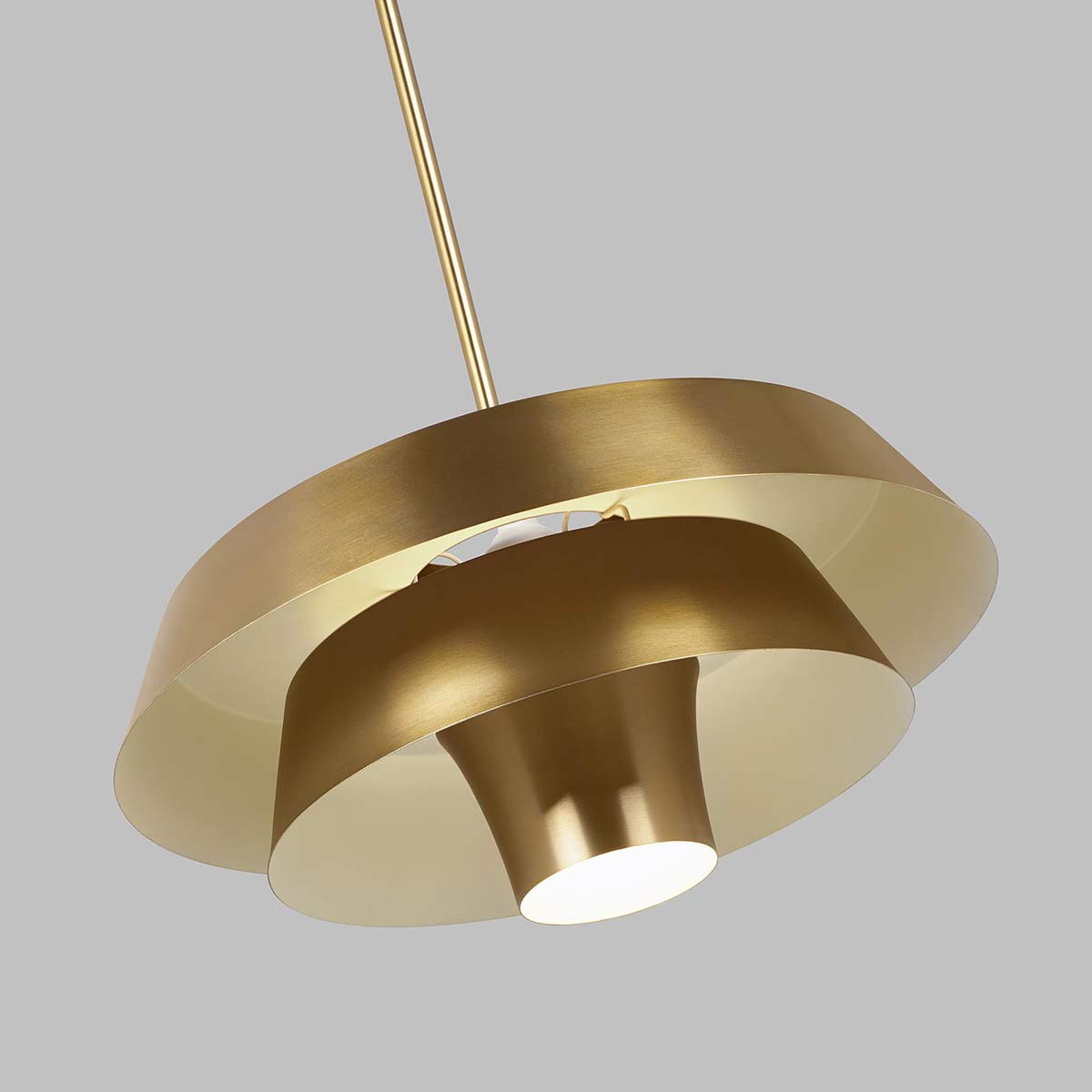 Feiss Brisbin Pendelleuchte Messing – Wohnambiente