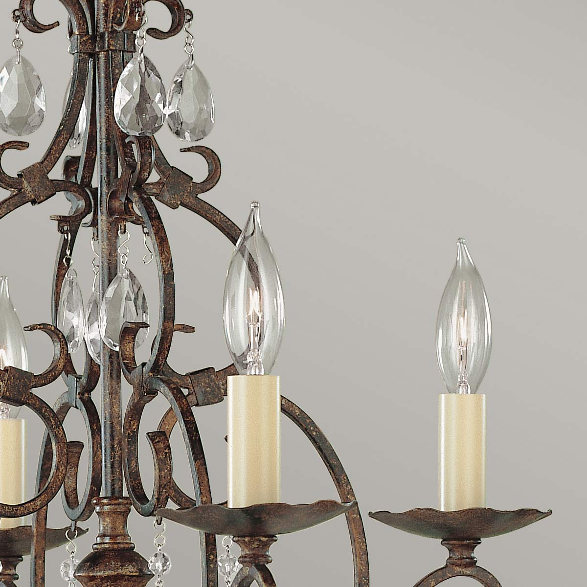 Feiss Chateau Kronleuchter Bronze – Detailansicht