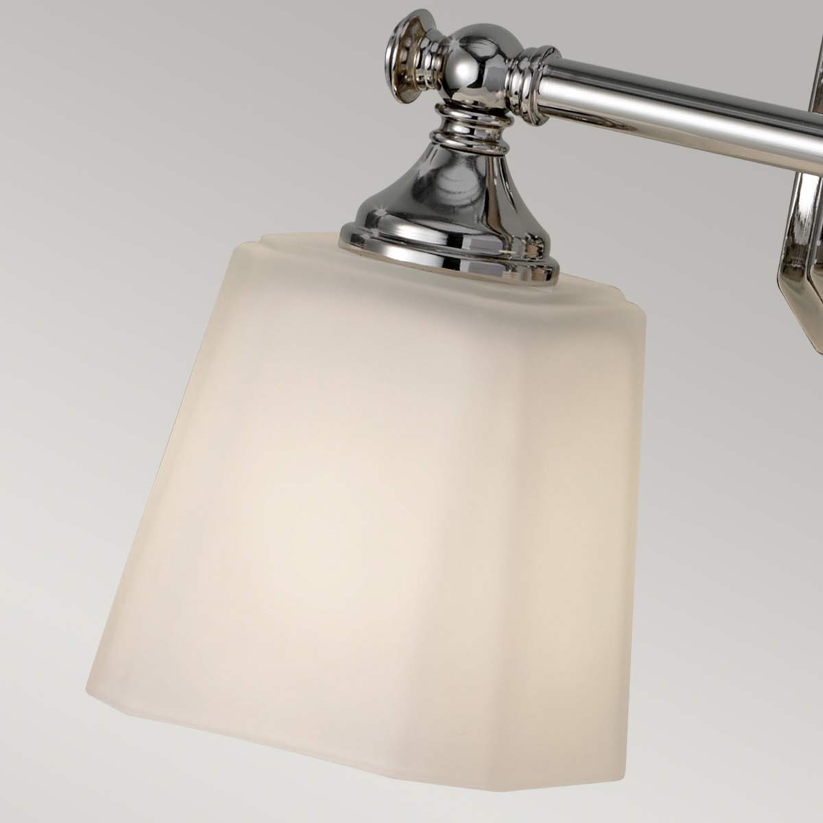 Feiss Concord Wandleuchte Chrom – Detailansicht 2