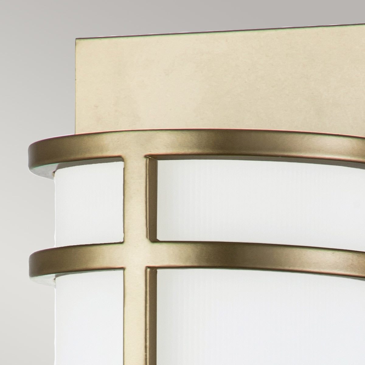 Feiss Fusion Wandleuchte Messing – Detailansicht