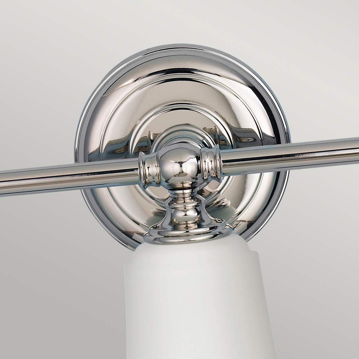 Feiss Huguenot Wandleuchte Chrom – Wohnambiente