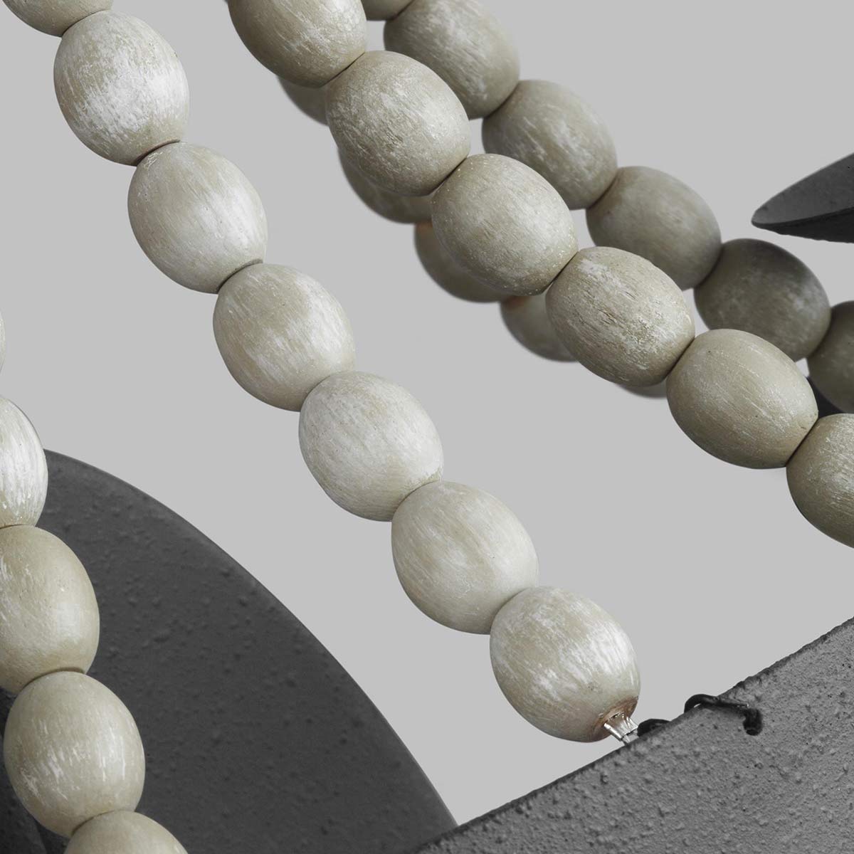 Feiss Nori Wandleuchte Zink, Grau – Wohnambiente