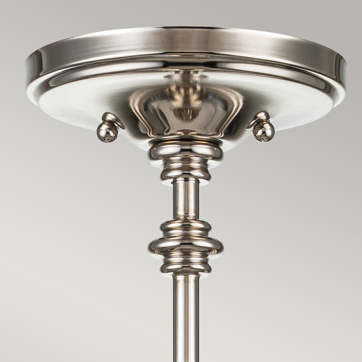 Feiss Pickering Deckenleuchte Nickel – Wohnambiente