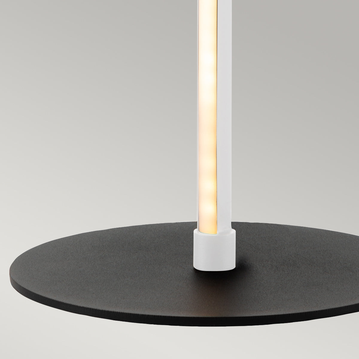 Elstead Flamingo Tischlampe Weiß – Detailansicht 2