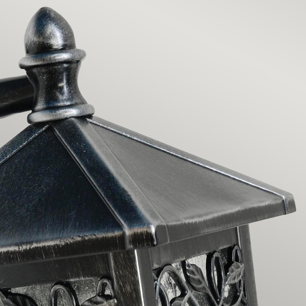 Elstead Winchcombe Außenleuchte Schwarz, Silber – Detailansicht
