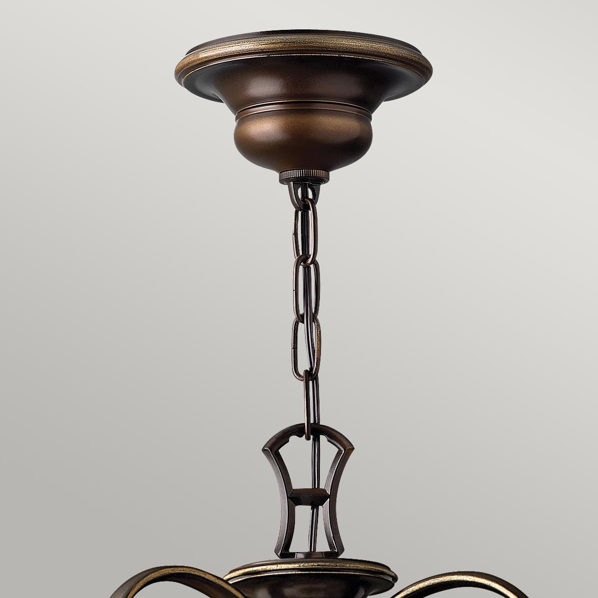 Hinkley Cello Kronleuchter Bronze – Wohnambiente