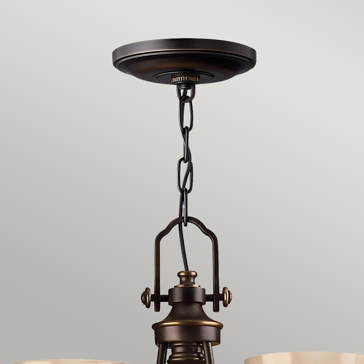 Hinkley Mayflower Kronleuchter Bronze – Wohnambiente
