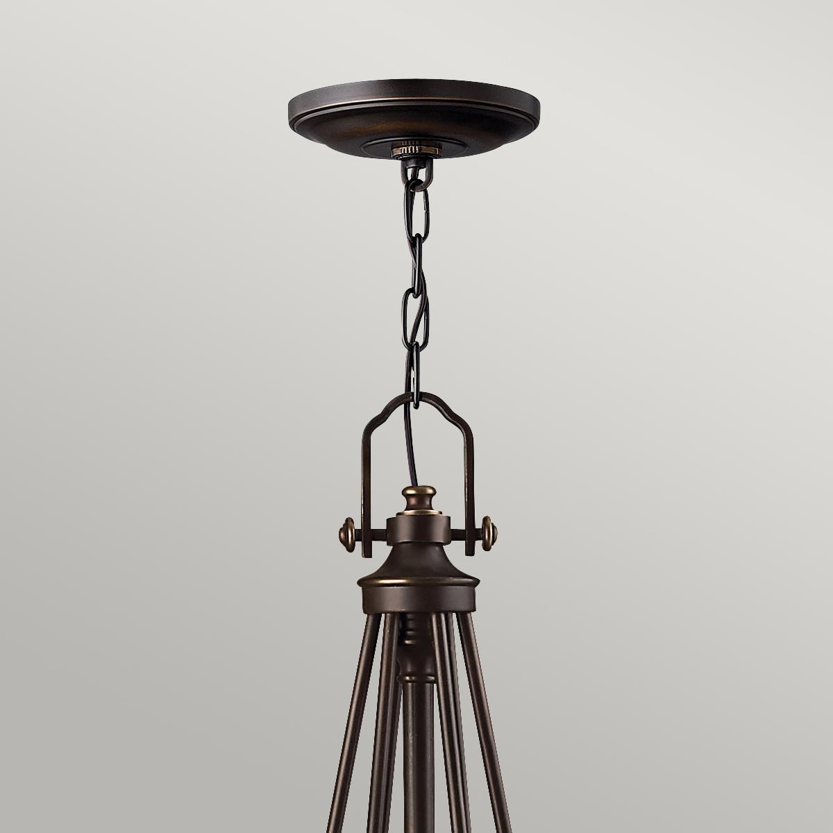 Hinkley Mayflower Kronleuchter Bronze – Wohnambiente