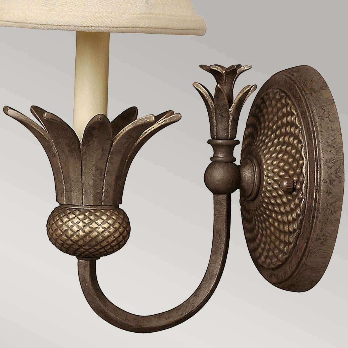 Hinkley Plantation Wandleuchte Bronze – Detailansicht 2