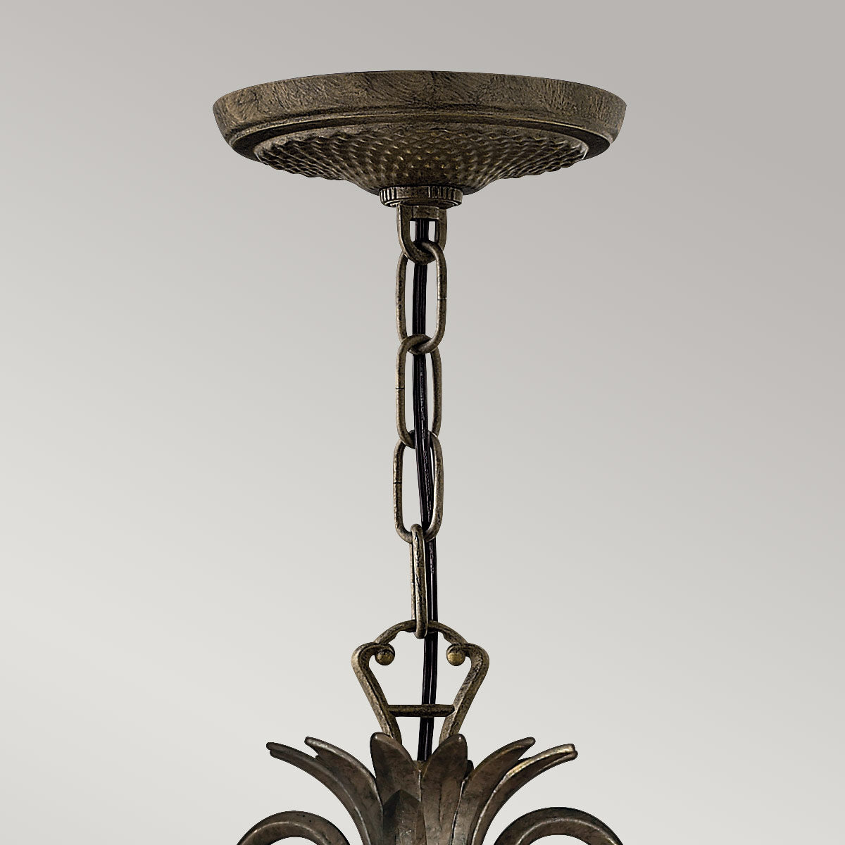 Hinkley Plantation Kronleuchter Bronze – Wohnambiente