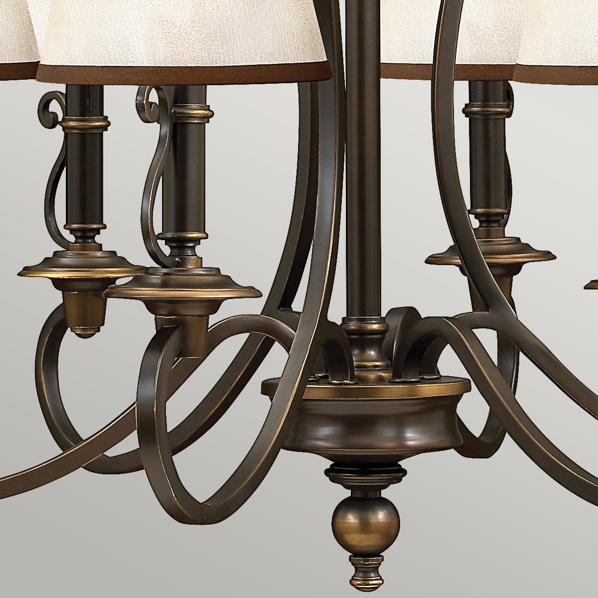 Hinkley Plymouth Kronleuchter Bronze – Detailansicht 3