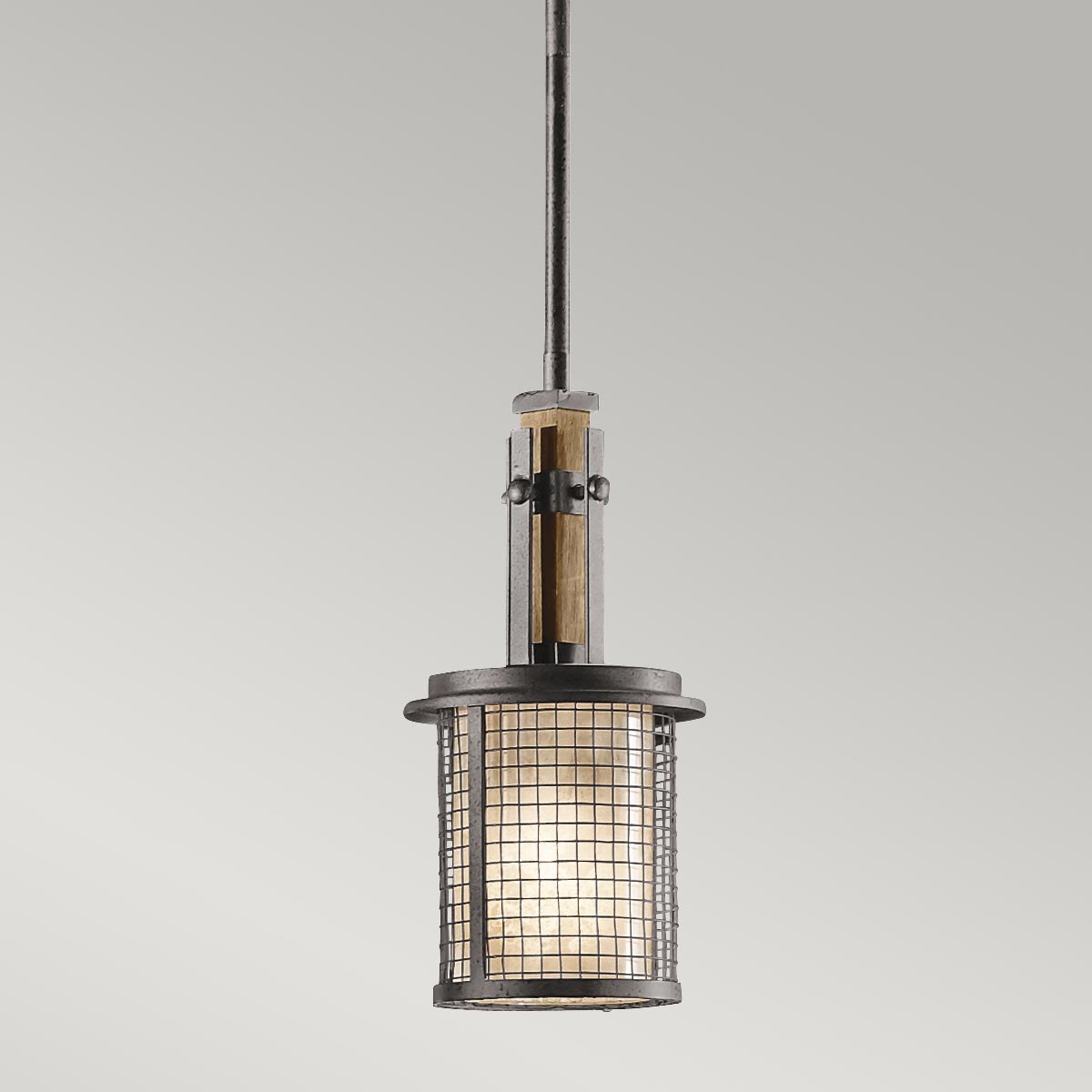 Kichler Ahrendale Pendelleuchte Anvil Iron – Detailansicht