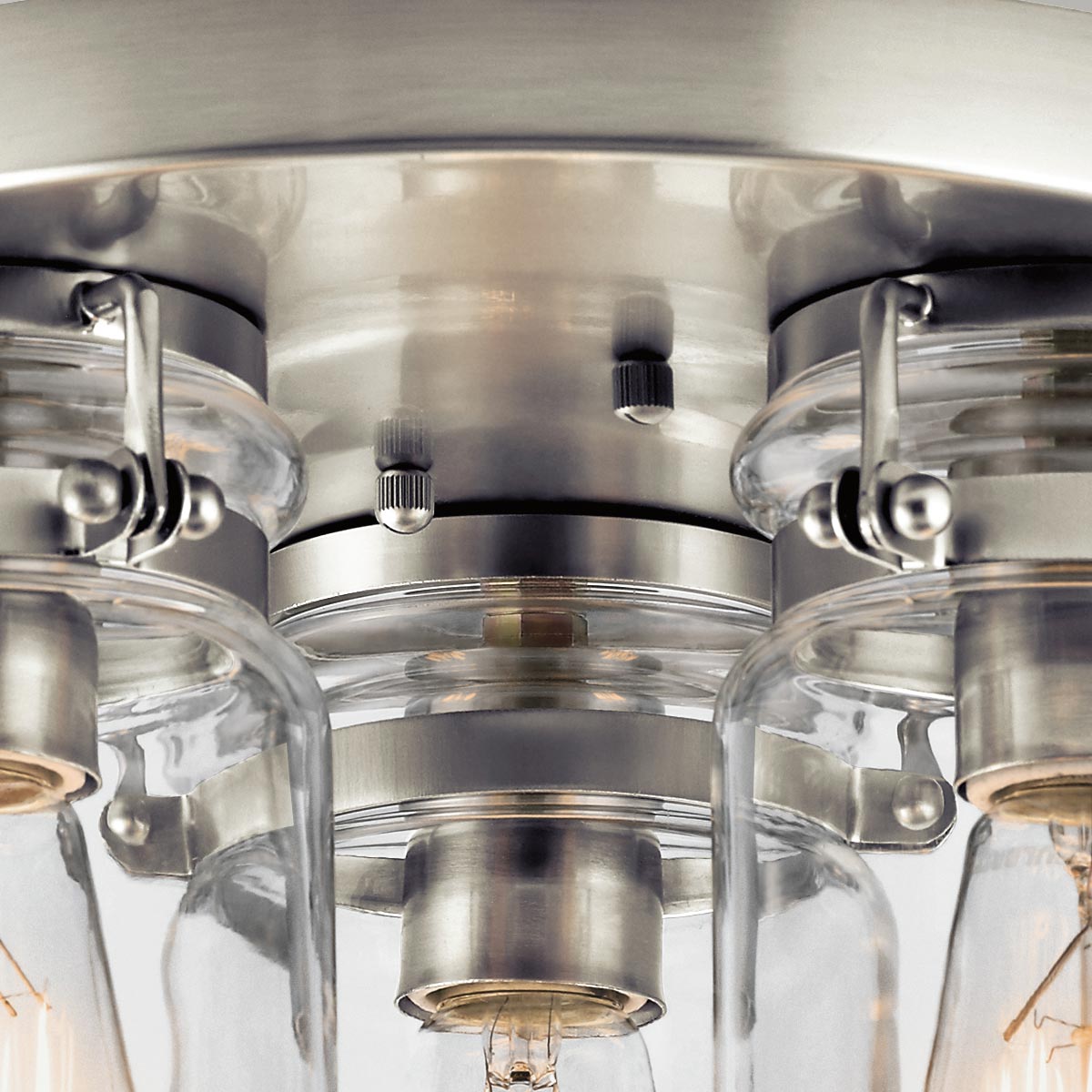Kichler Brinley Deckenleuchte Nickel – Wohnambiente