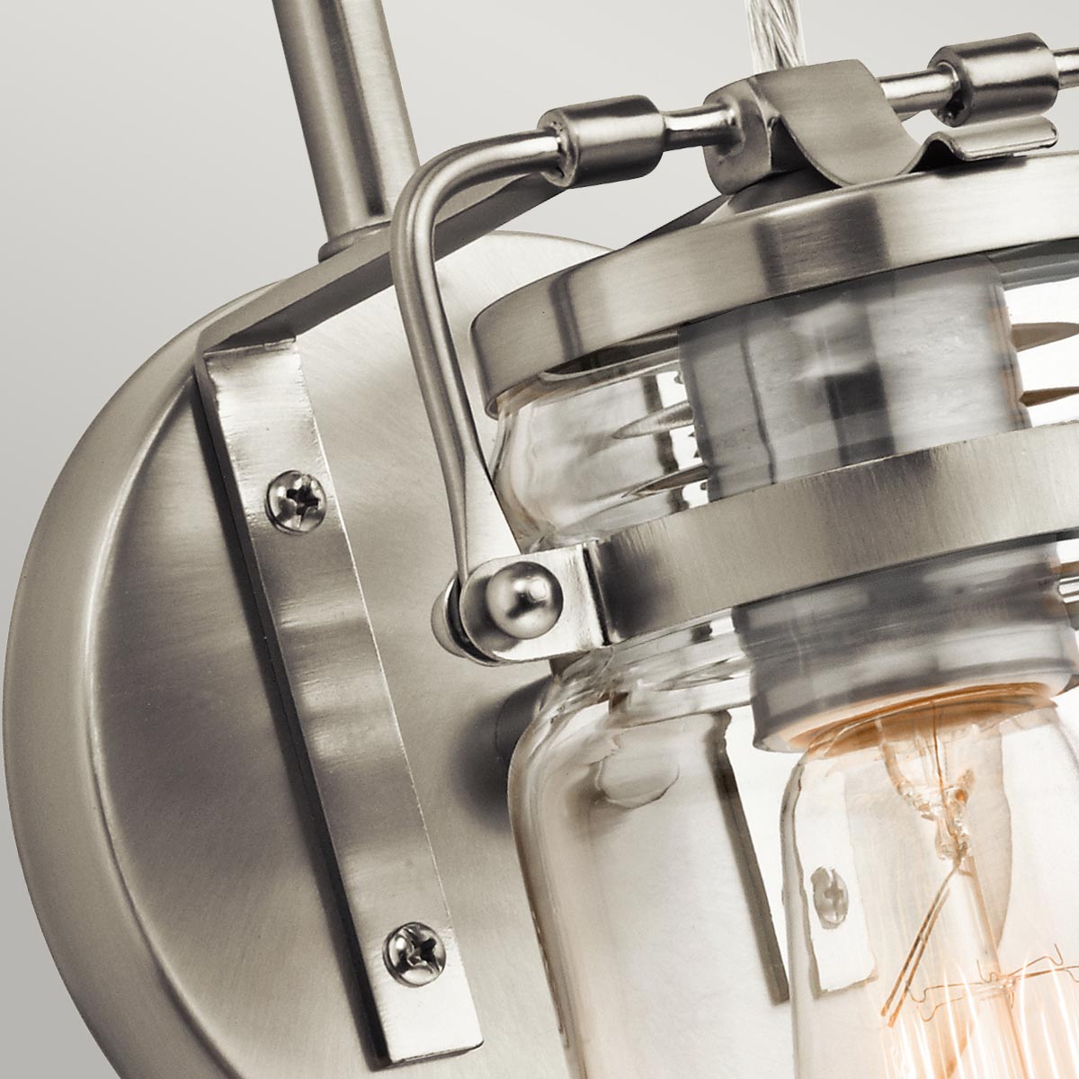 Kichler Brinley Wandleuchte Nickel – Detailansicht