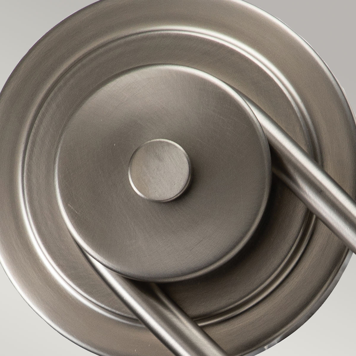 Kichler Capitol Wandleuchte Nickel – Detailansicht