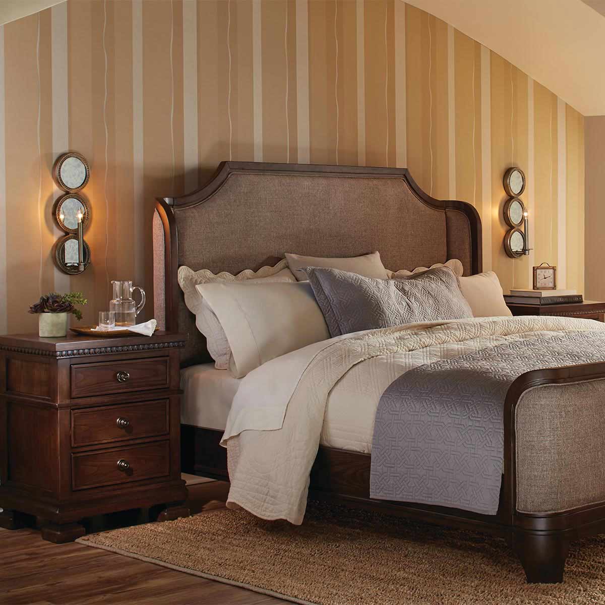 Kichler Rosalie Wandleuchte Gold – Wohnambiente
