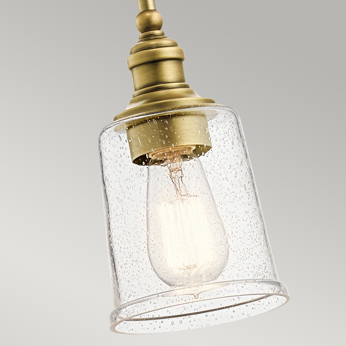 Kichler Waverly Pendelleuchte Messing – Detailansicht