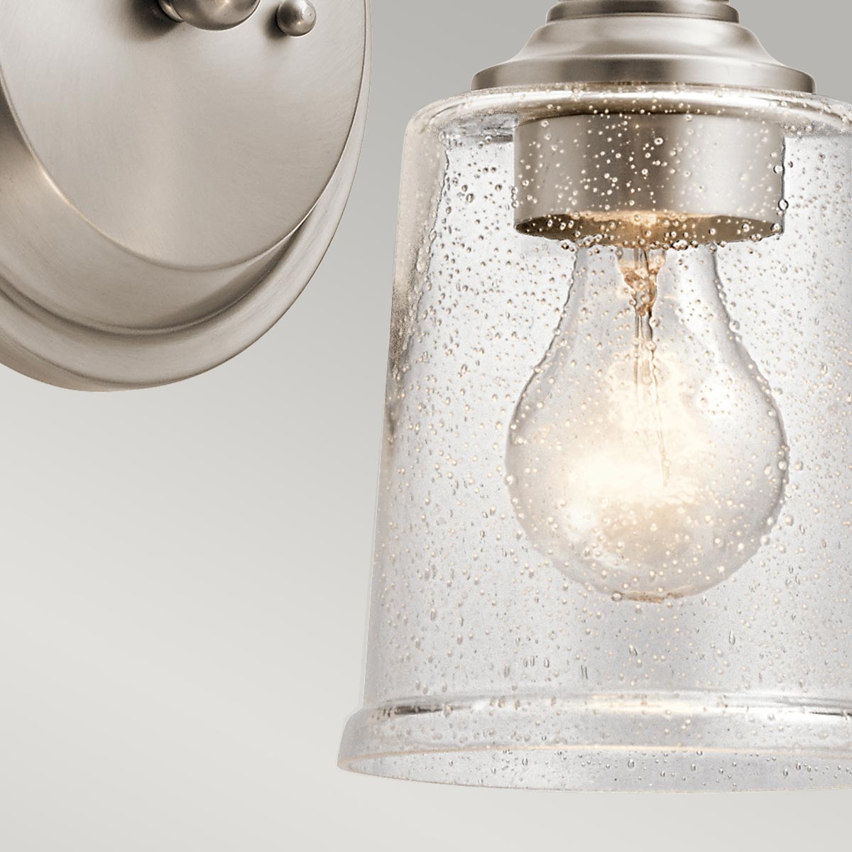 Kichler Waverly Wandleuchte Zinn – Detailansicht