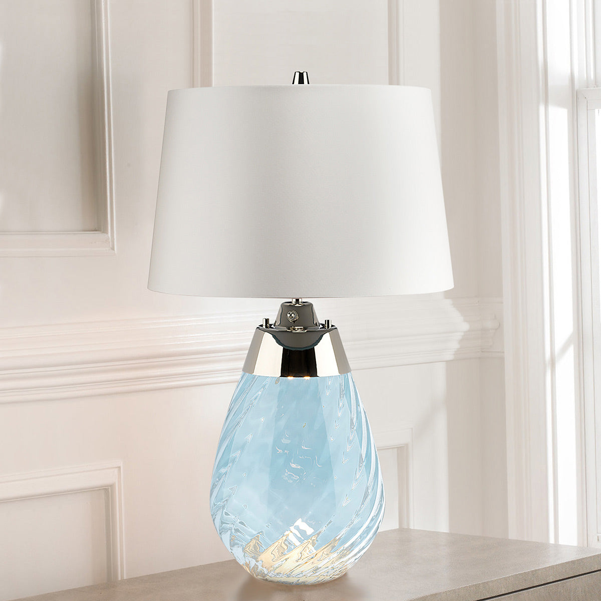 Elstead Lena Tischlampe Blue-tinted Glass / Off-White Shade – Detailansicht 3