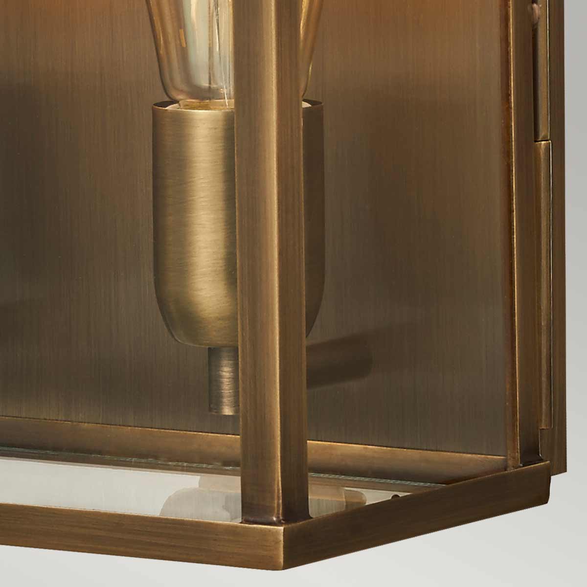 Elstead Old Außenleuchte Messing – Detailansicht 2