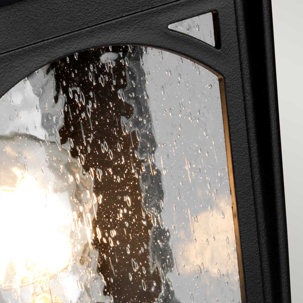 Quoizel Bedford Außenleuchte Schwarz – Detailansicht