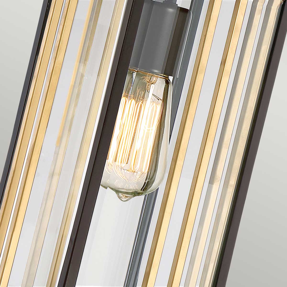 Quoizel Goldenrod Außenleuchte Bronze – Detailansicht