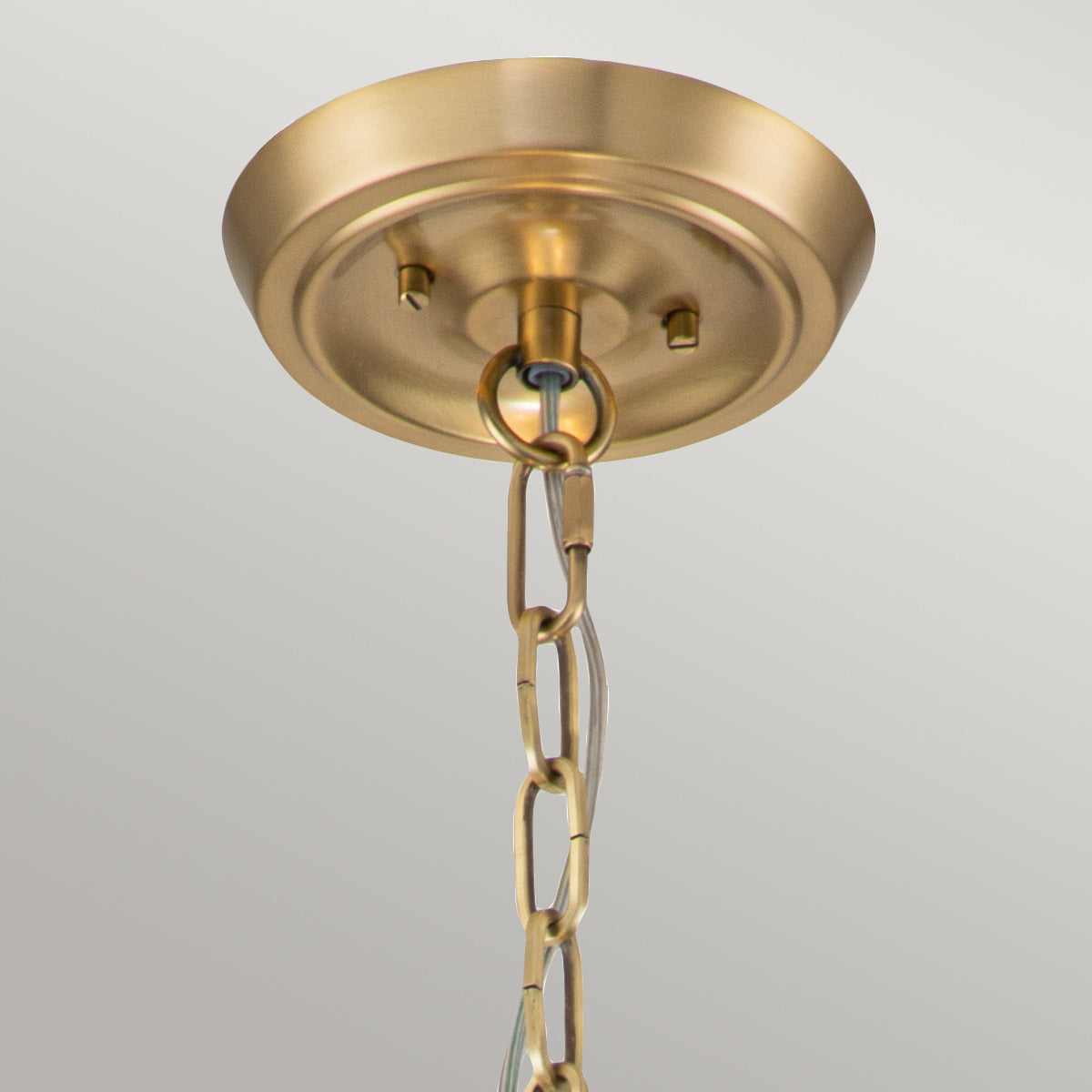 Quoizel Gotham Pendelleuchte Messing – Detailansicht