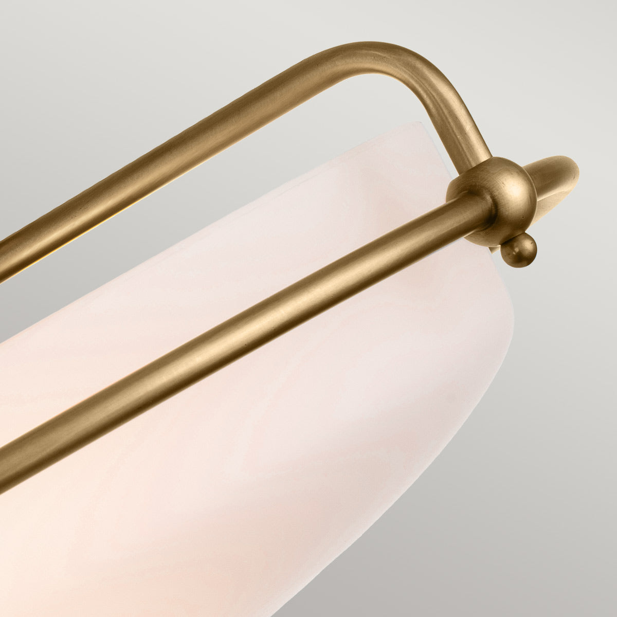 Quoizel Griffin Deckenleuchte Messing – Detailansicht 2