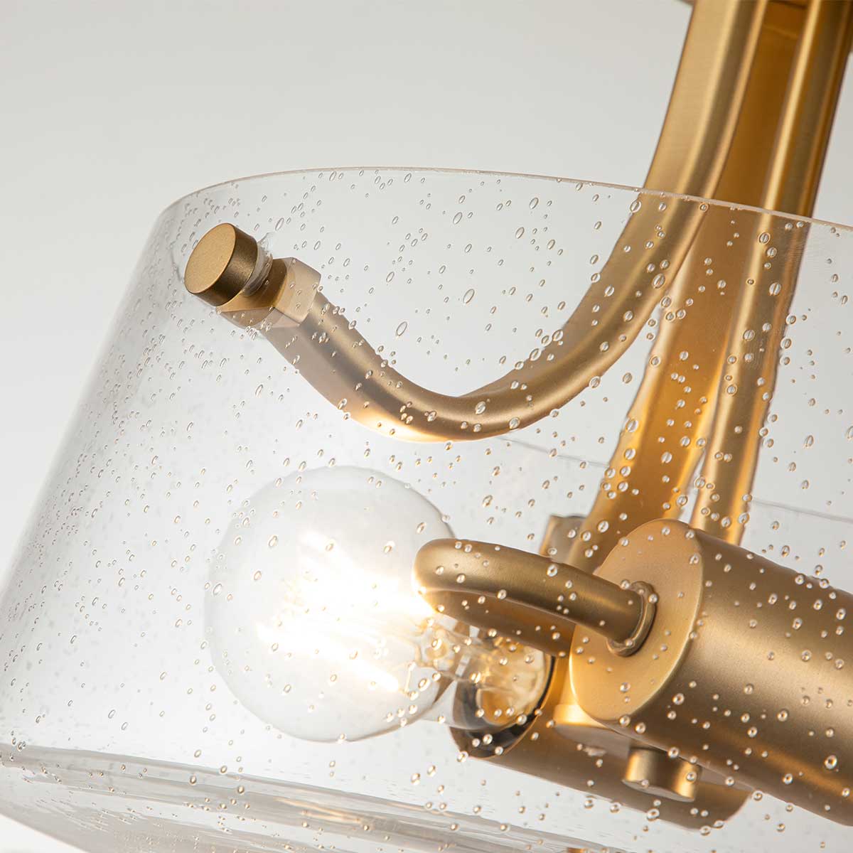 Quoizel Hollister Deckenleuchte Messing – Detailansicht 2