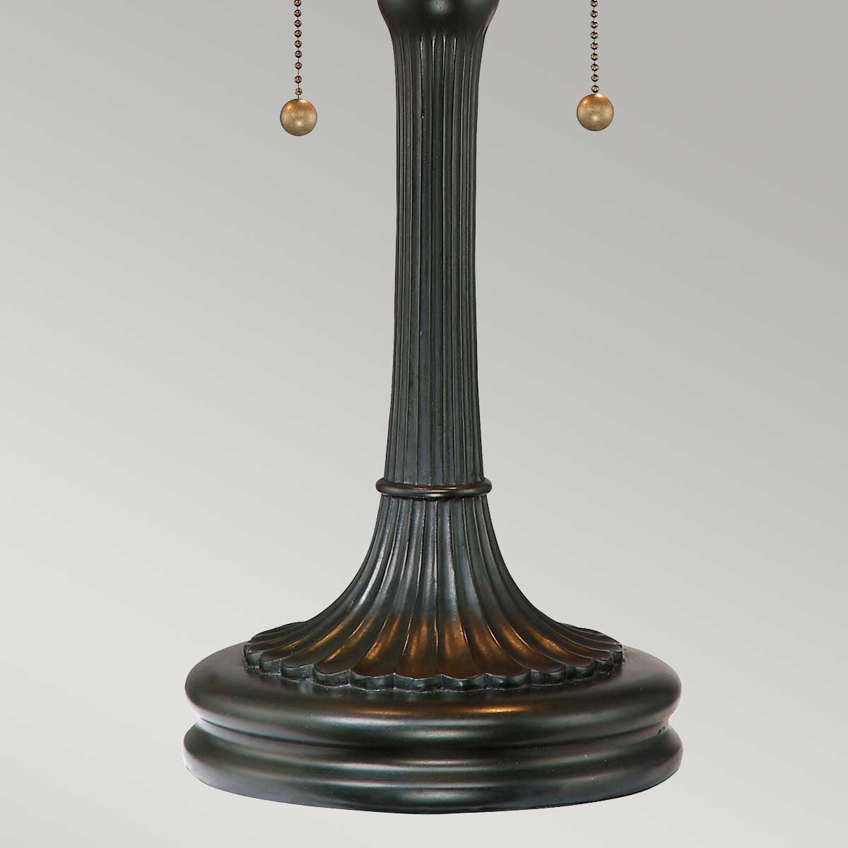 Quoizel Kami Tischlampe Bronze – Wohnambiente