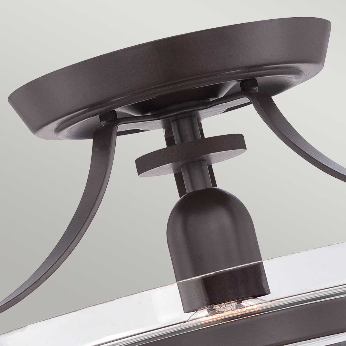 Quoizel Penn Deckenleuchte Bronze – Wohnambiente