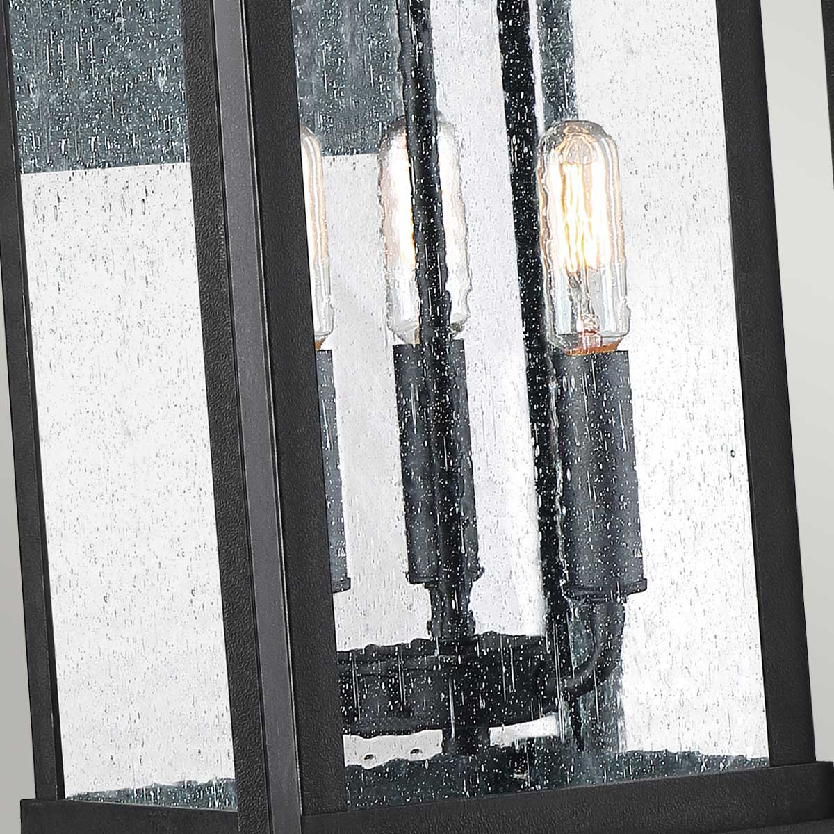Quoizel Wakefield Außenleuchte Schwarz – Detailansicht